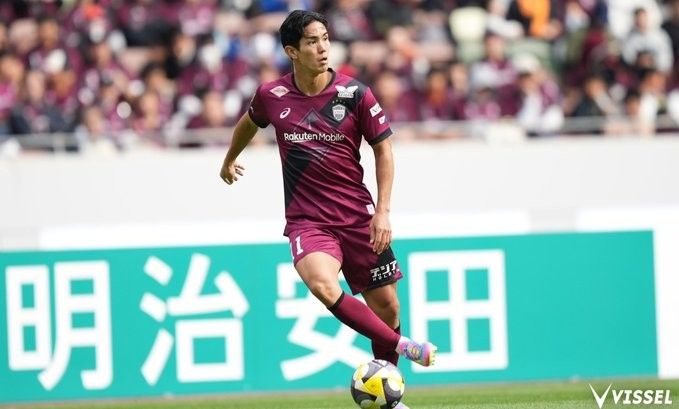 神户胜利船官方：武藤嘉纪腰椎管狭窄接受手术，将缺阵三月