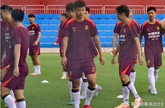 吴少聪伤退，久尔杰维奇做出一个最明智决定，完美替代者非他莫属