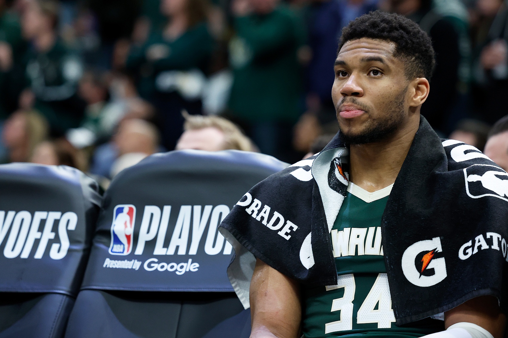 段冉：雄鹿的这一套阵容还是很难与西部的那几支球队抗衡